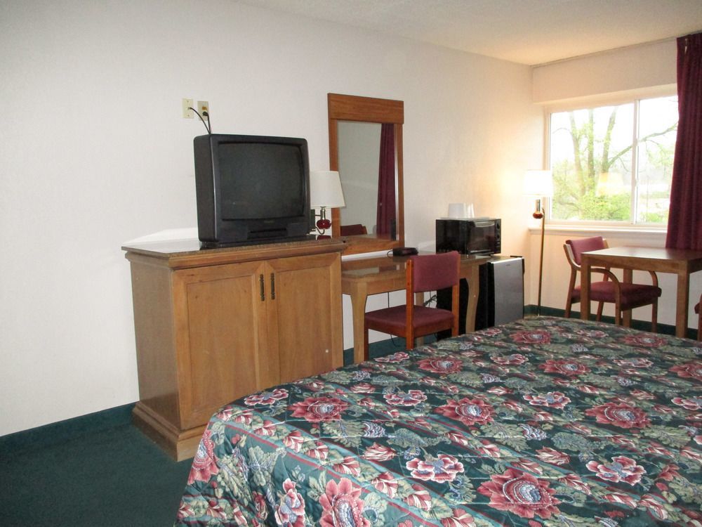 Motel 6-New Stanton, Pa Exterior foto
