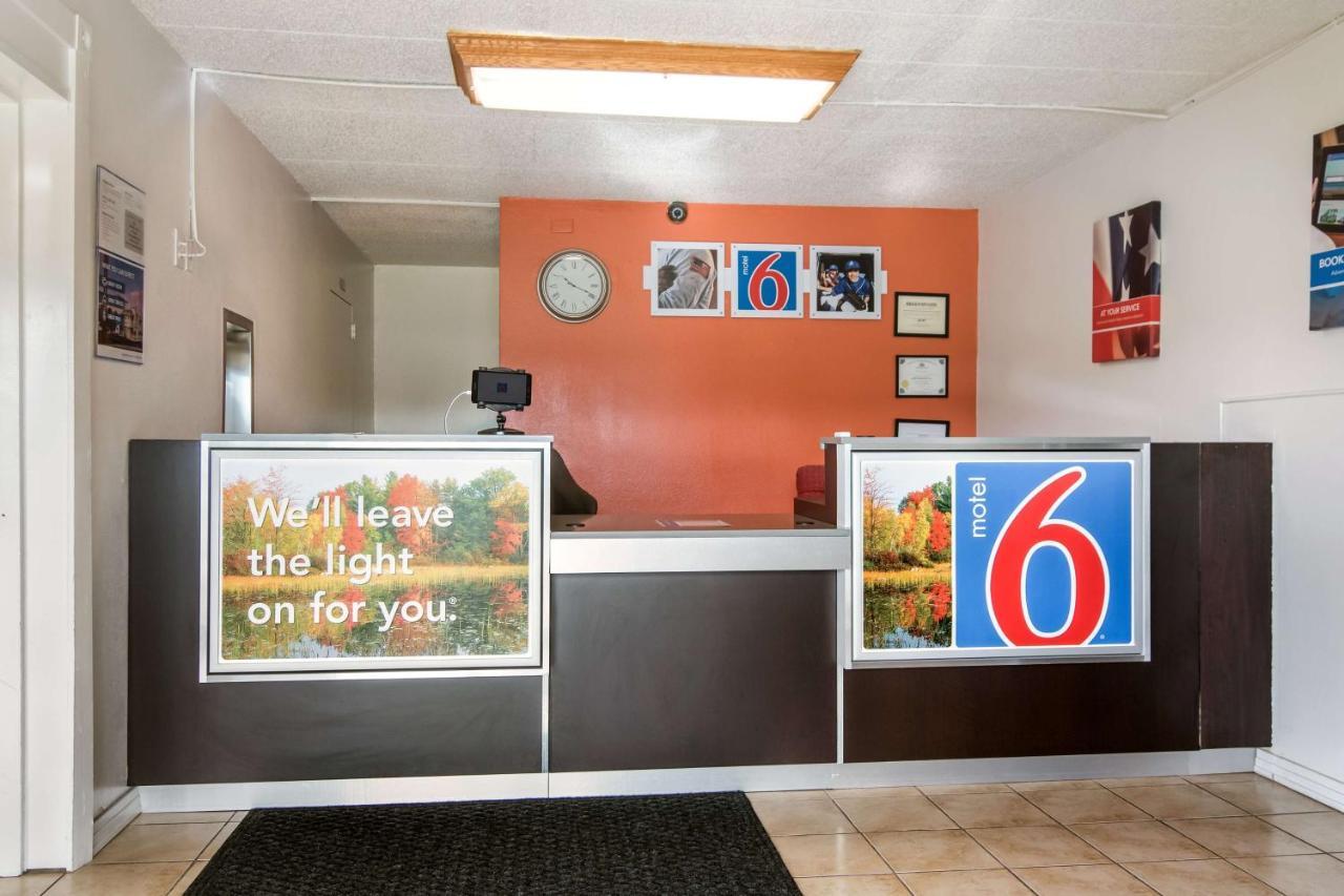 Motel 6-New Stanton, Pa Exterior foto